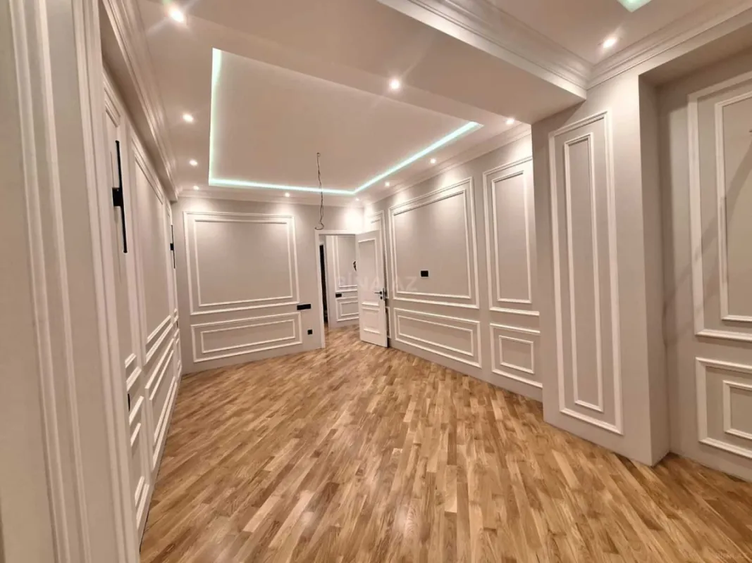 Satılır 3 otaqlı mənzil 110 m²