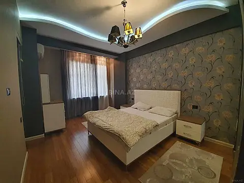 Kirayə verilir 3 otaqlı mənzil 150 m²