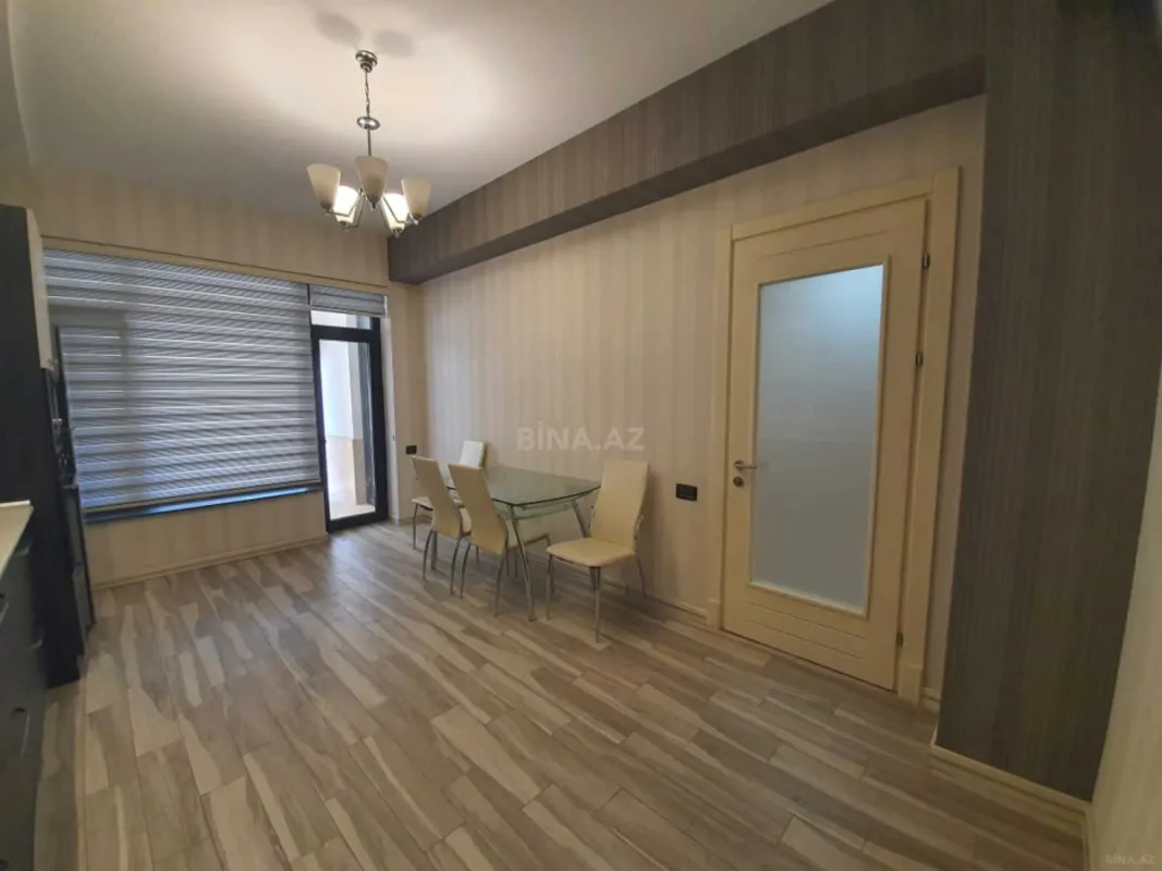 Kirayə verilir 3 otaqlı mənzil 150 m²