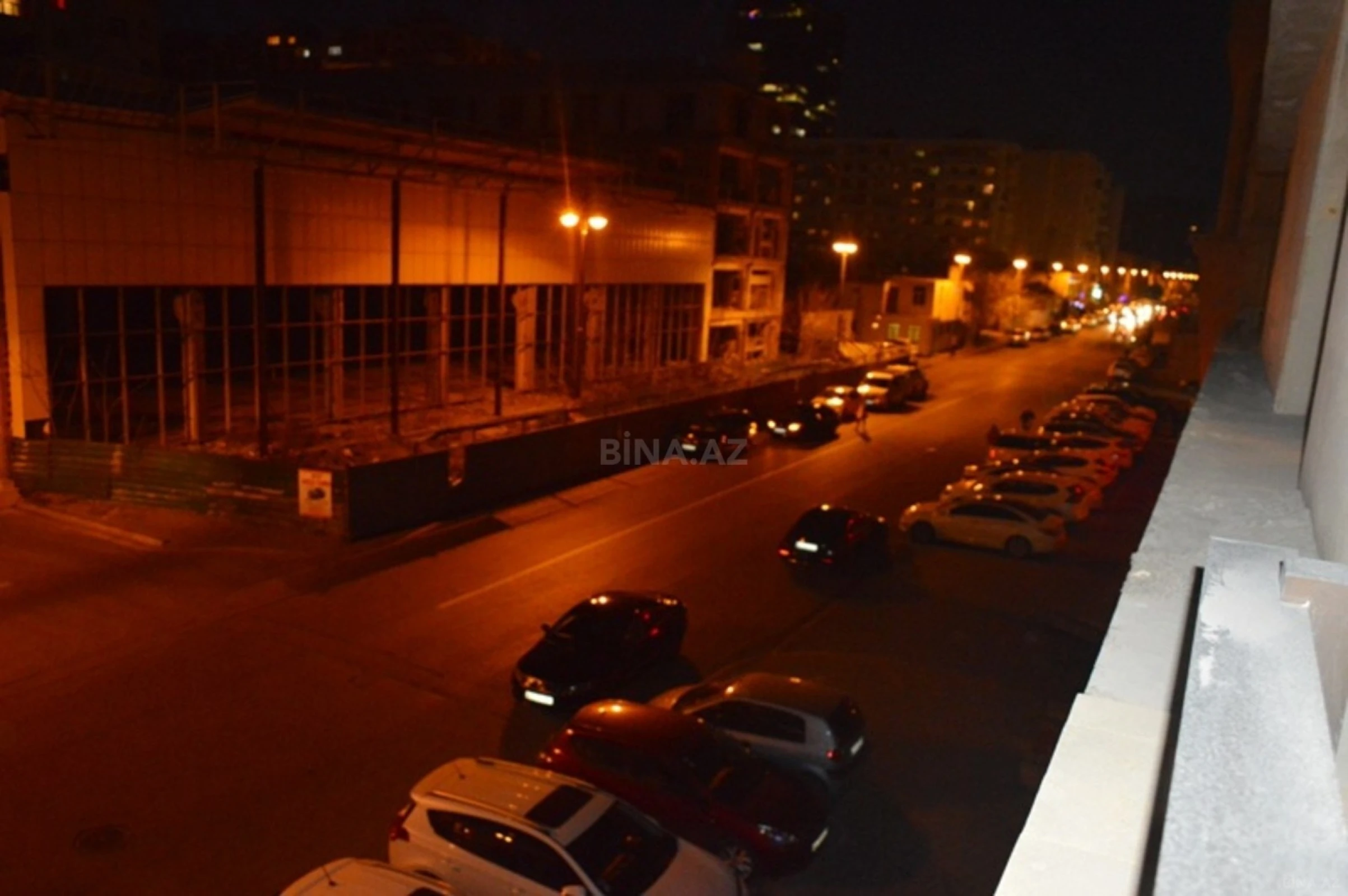 Kirayə verilir 3 otaqlı mənzil 150 m²