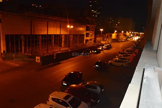 Kirayə verilir 3 otaqlı mənzil 150 m²