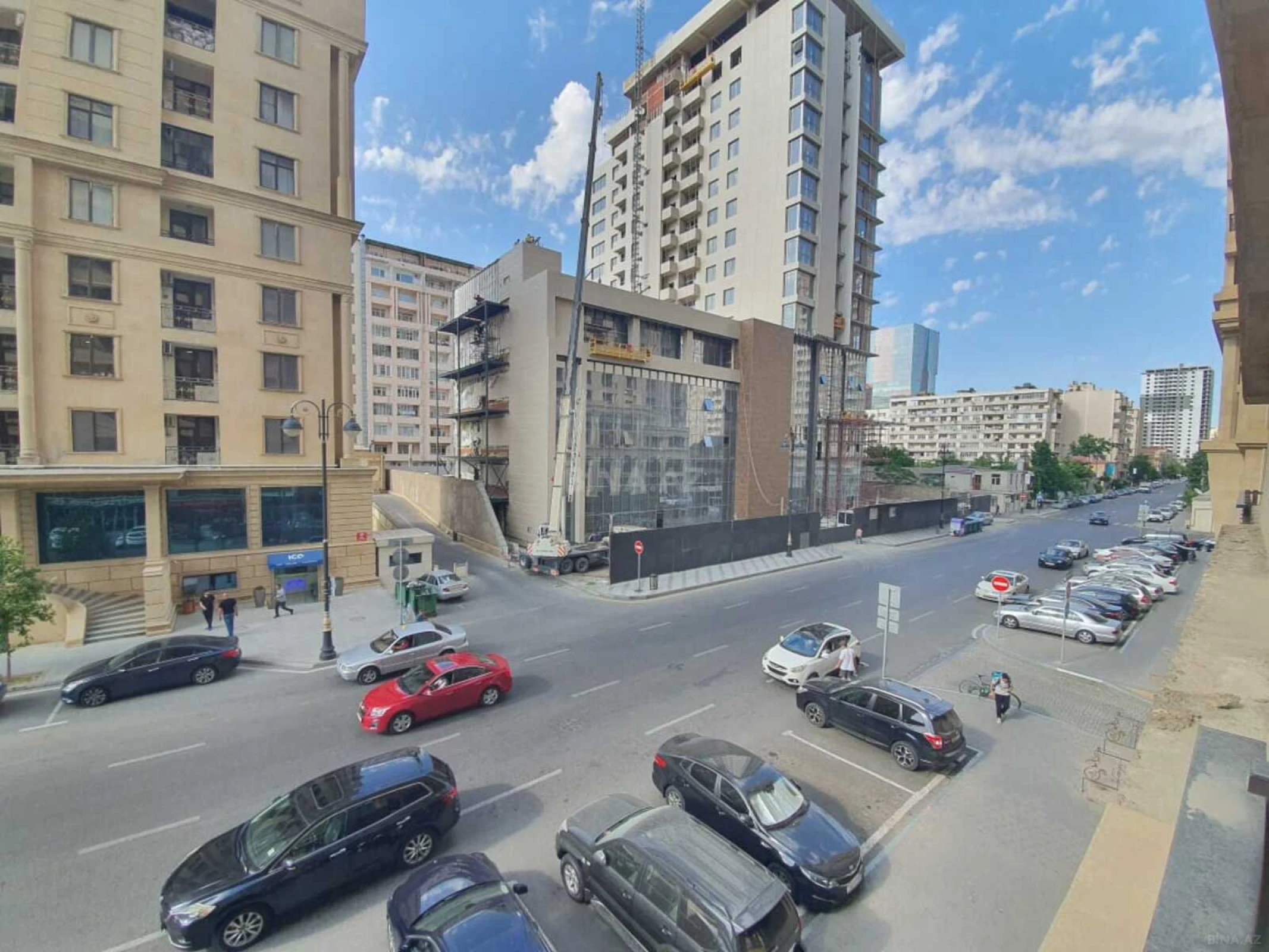 Kirayə verilir 3 otaqlı mənzil 150 m²