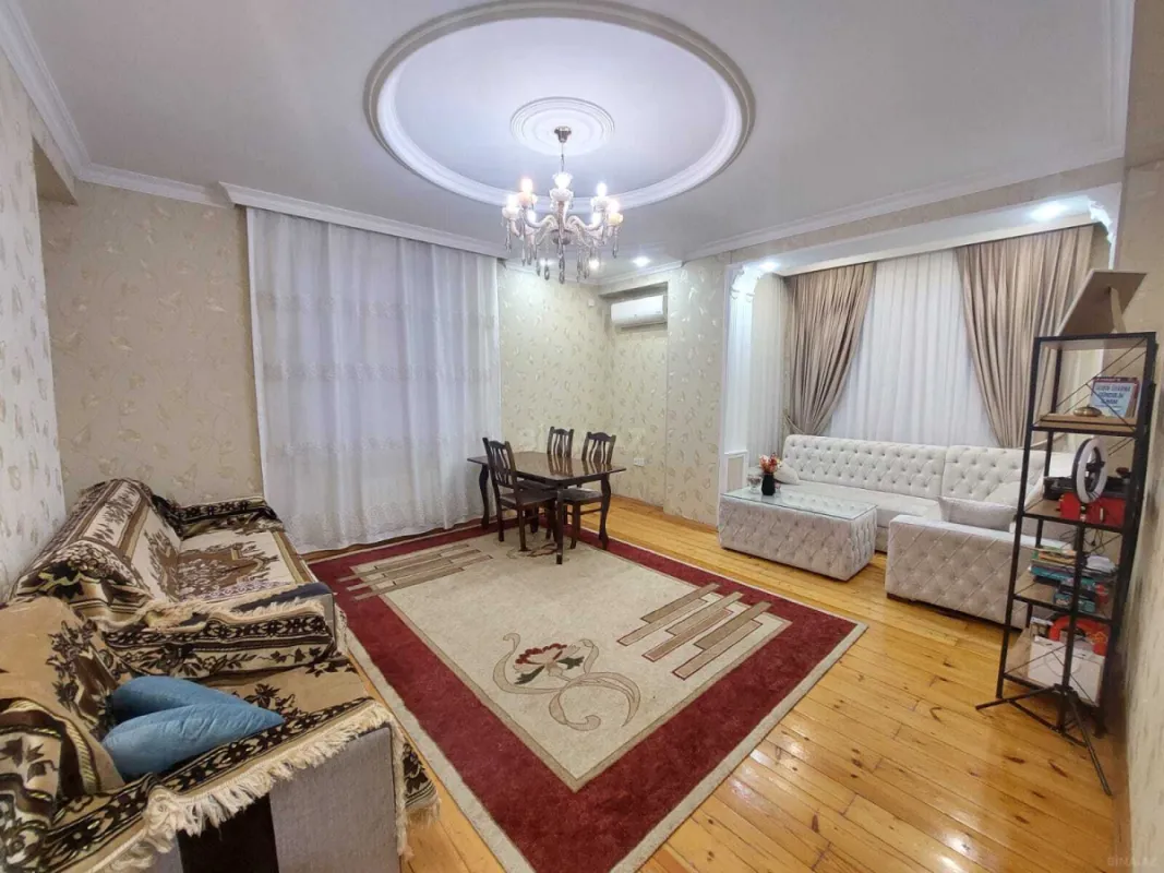 Satılır 2 otaqlı mənzil 90 m²