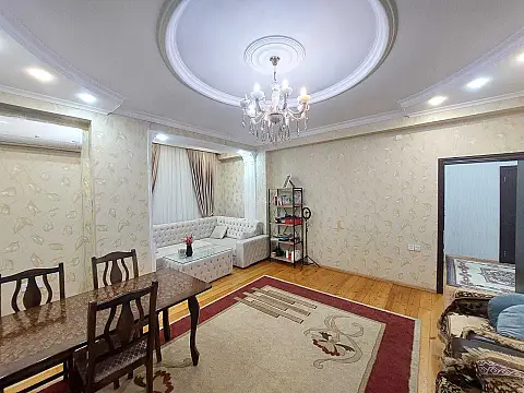 Satılır 2 otaqlı mənzil 90 m²