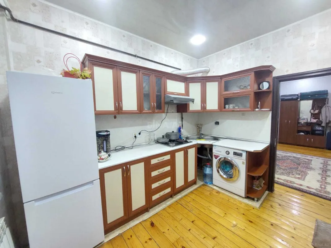 Satılır 2 otaqlı mənzil 90 m²