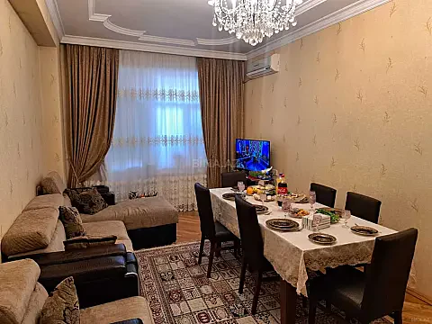 Satılır 3 otaqlı mənzil 88 m² — Bakı, Həzi Aslanov qəs. 3 otaq 88.00 m²