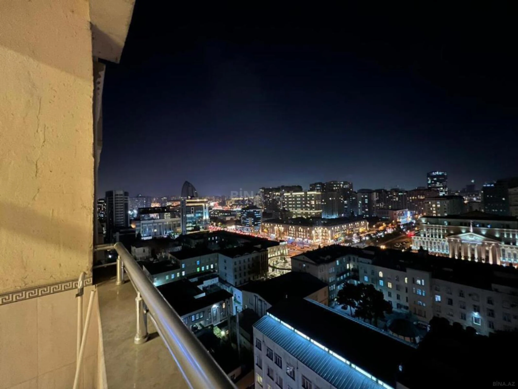 Kirayə verilir 2 otaqlı mənzil 80 m²