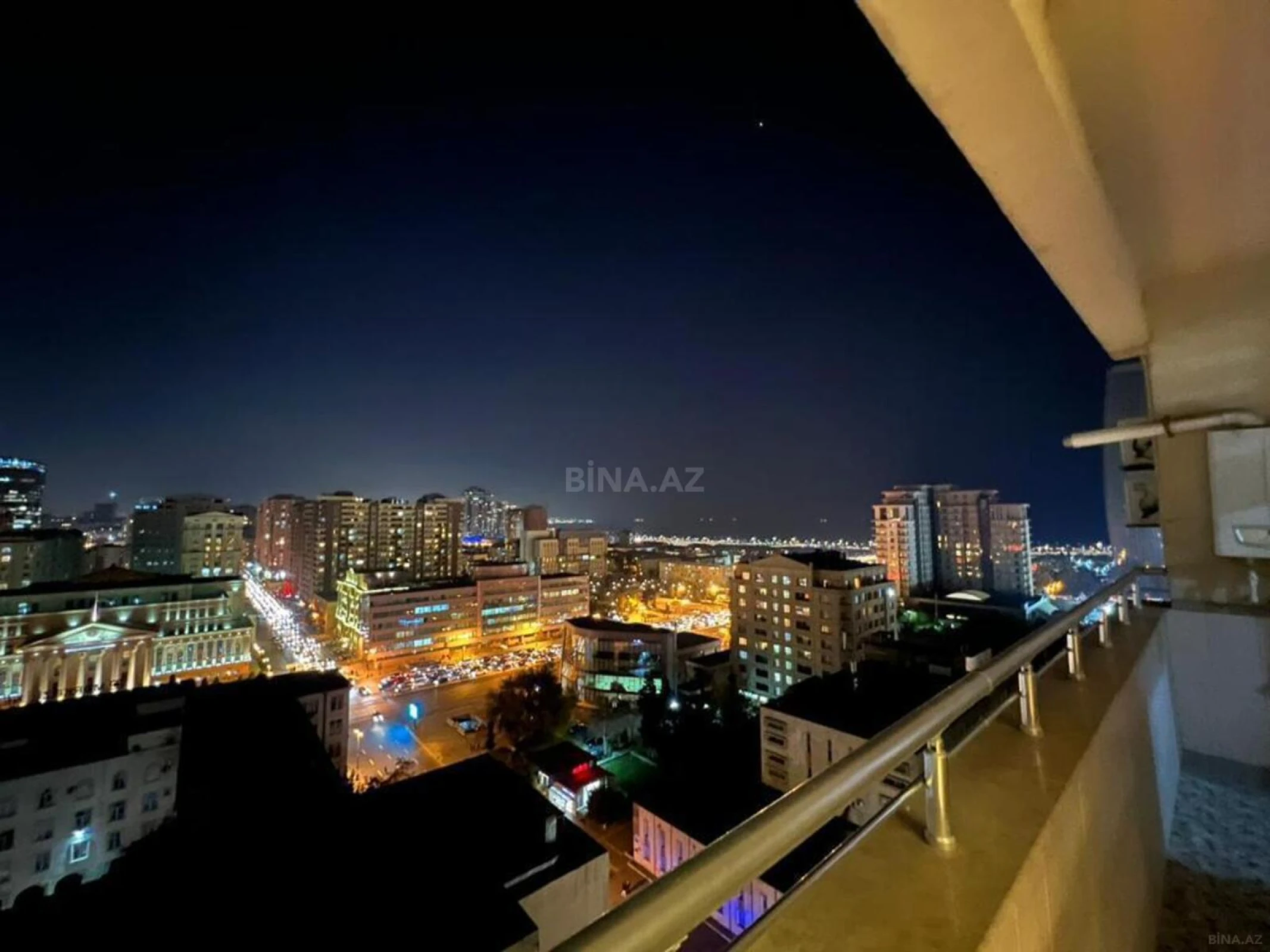 Kirayə verilir 2 otaqlı mənzil 80 m²