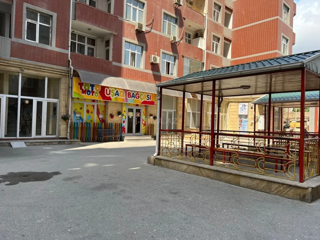 Kirayə verilir 2 otaqlı mənzil 80 m²