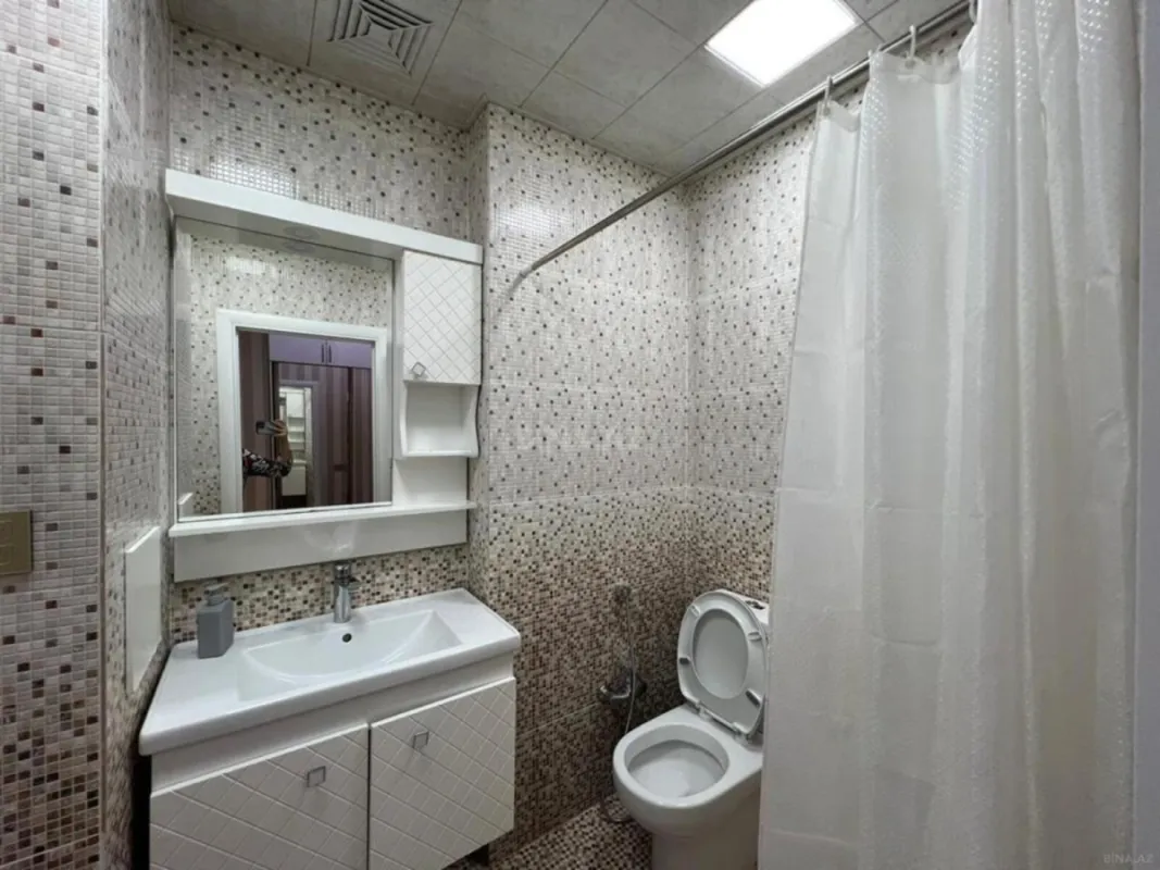Kirayə verilir 2 otaqlı mənzil 80 m²