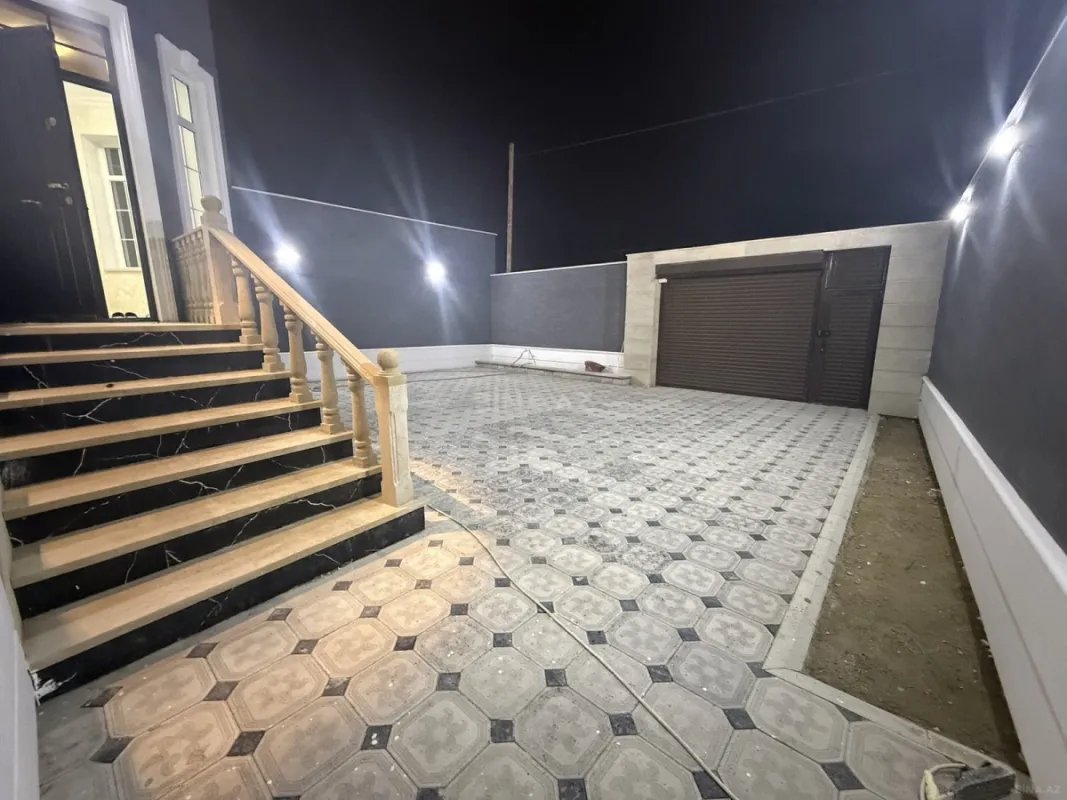 Satılır 6 otaqlı həyət evi 250 m²