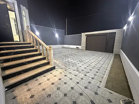 Satılır 6 otaqlı həyət evi 250 m²