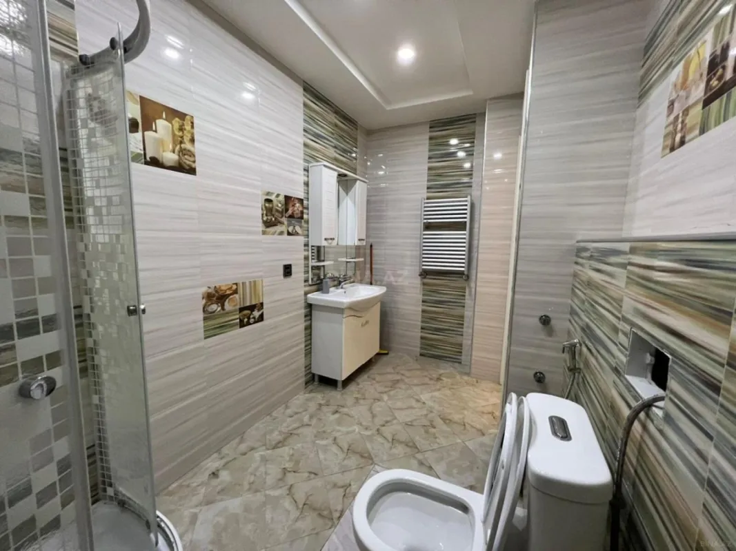 Kirayə verilir 2 otaqlı mənzil 80 m²