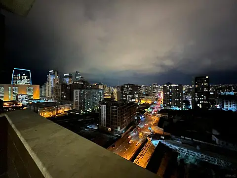 Kirayə verilir 2 otaqlı mənzil 80 m²