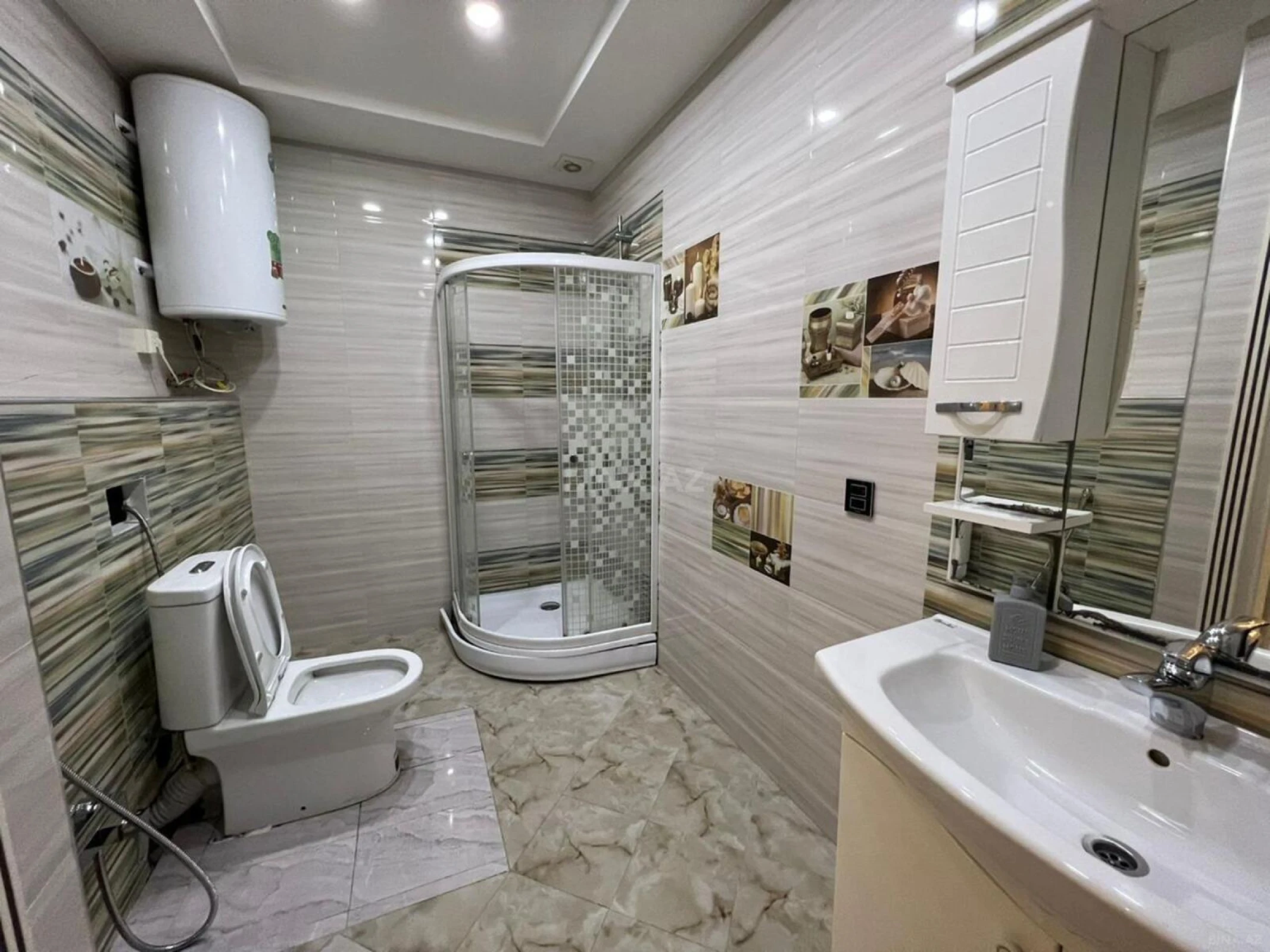 Kirayə verilir 2 otaqlı mənzil 80 m²