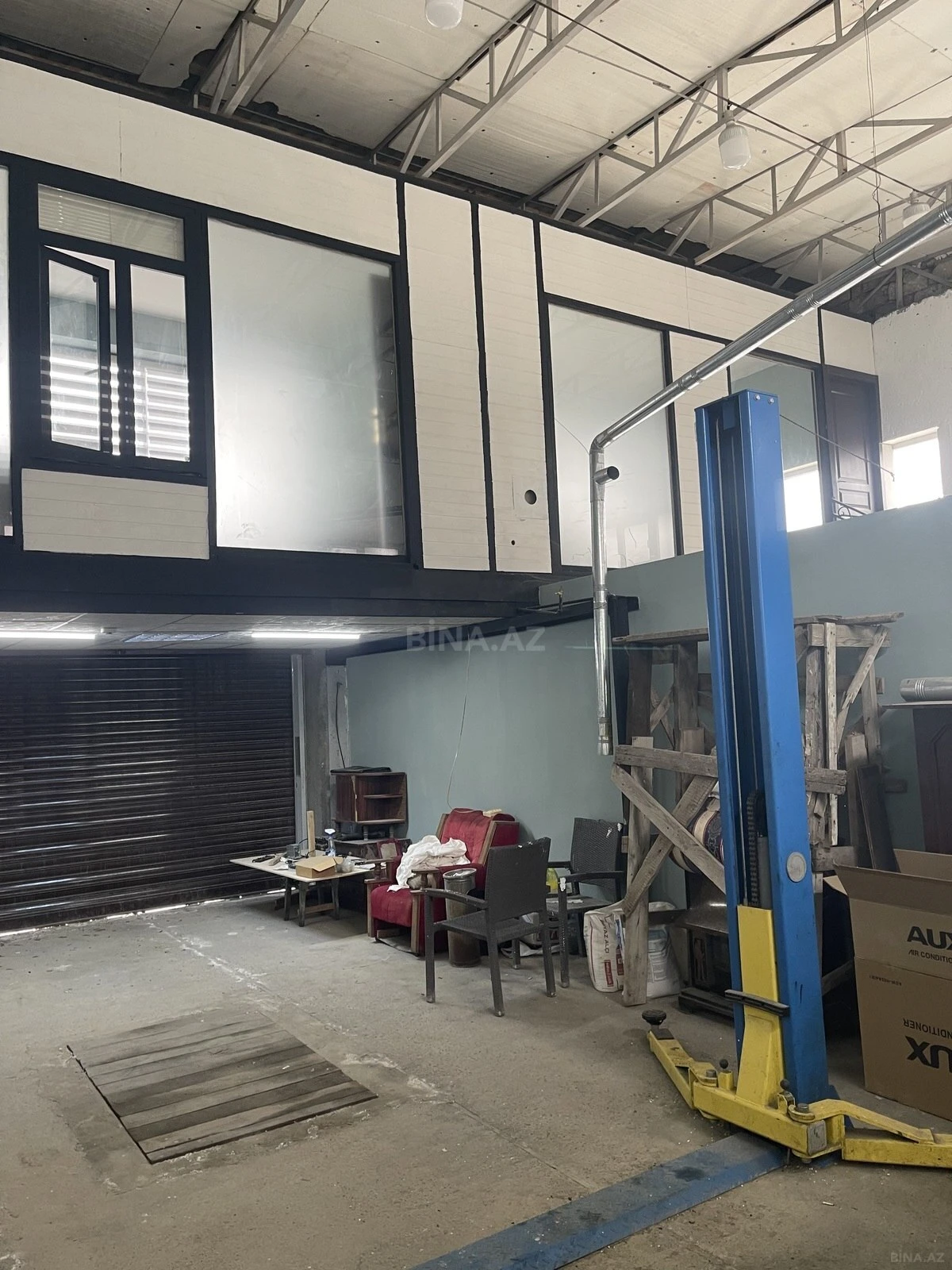 Kirayə verilir obyekt 130 m²