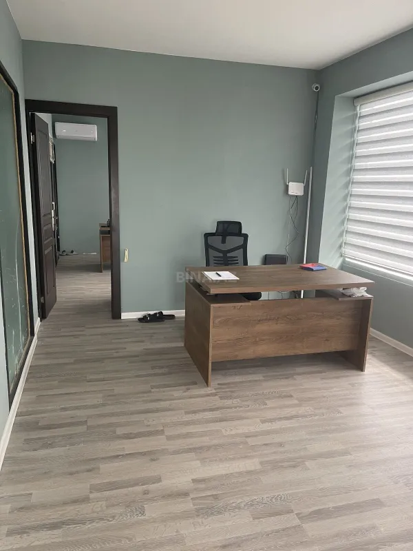 Kirayə verilir obyekt 130 m²