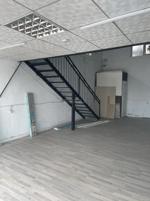Kirayə verilir obyekt 130 m²