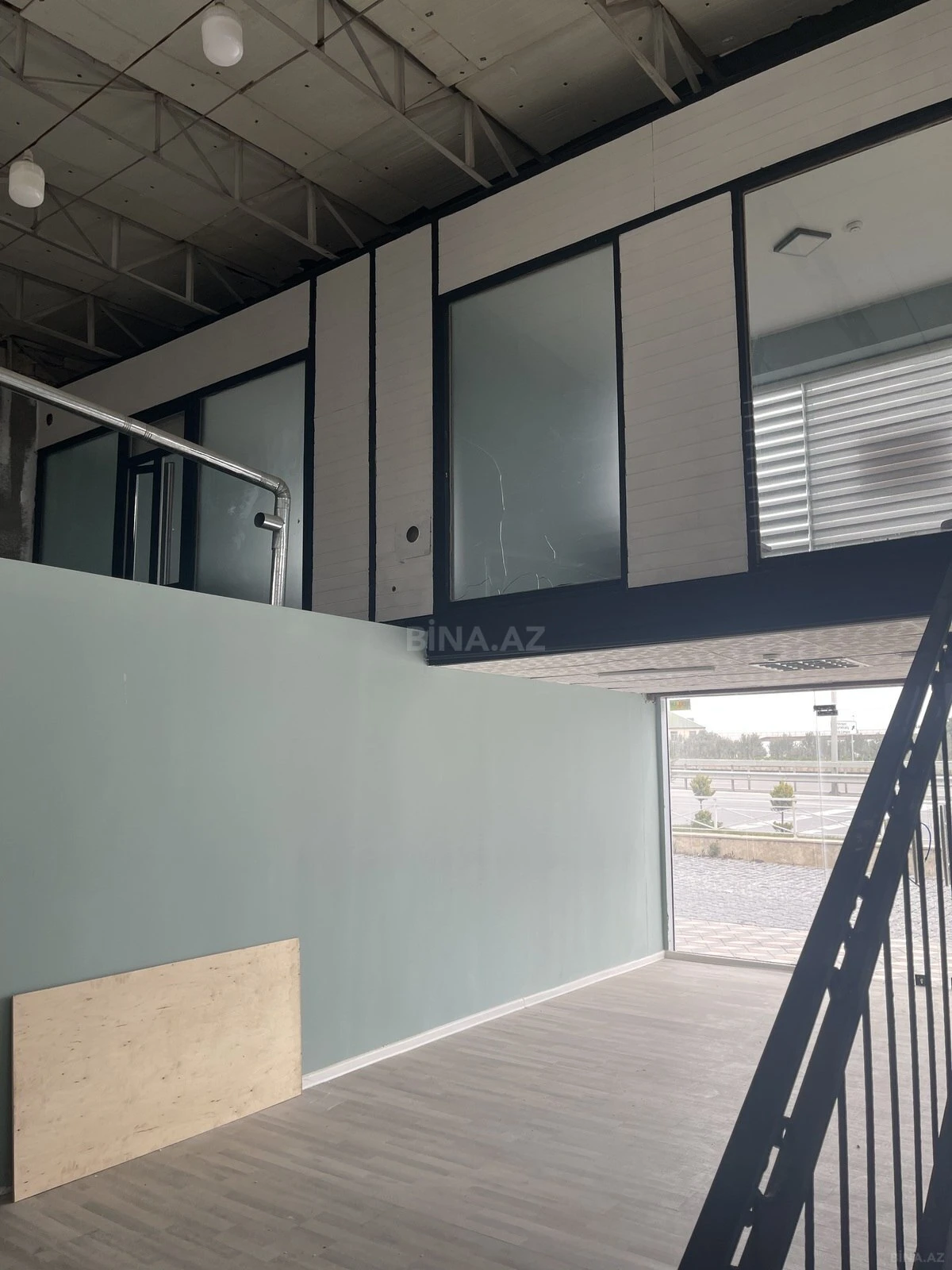 Kirayə verilir obyekt 130 m²