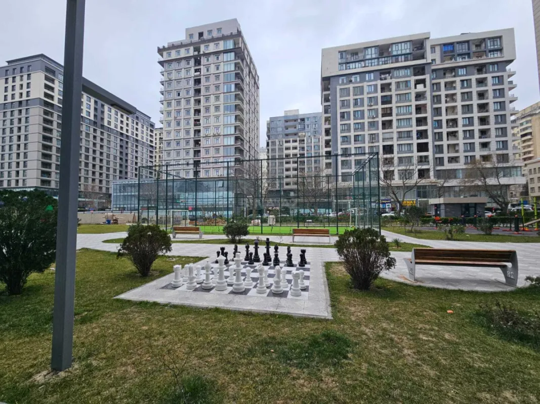 Kirayə verilir 2 otaqlı mənzil 62 m²