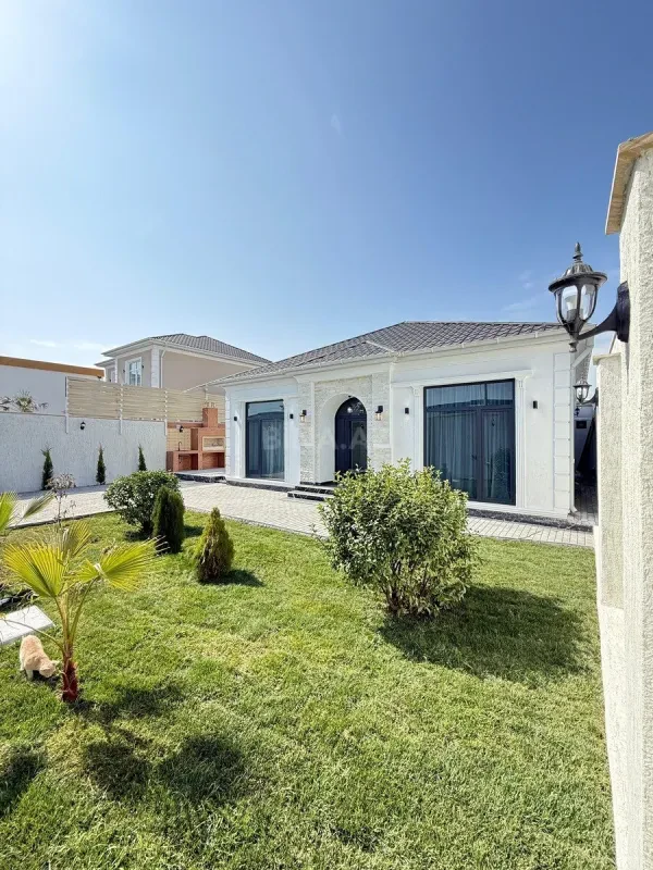 Satılır 4 otaqlı həyət evi 120 m²