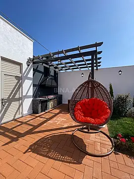 Satılır 5 otaqlı həyət evi 230 m²