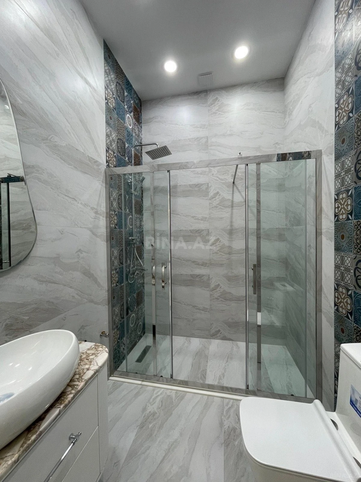 Satılır 5 otaqlı həyət evi 230 m²