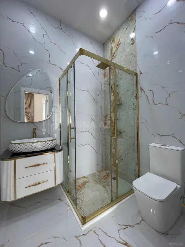 Satılır 5 otaqlı həyət evi 230 m²