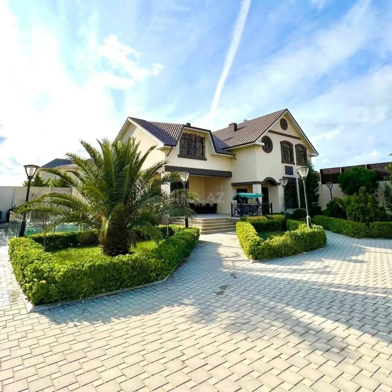 Kirayə verilir 5 otaqlı həyət evi 260 m²