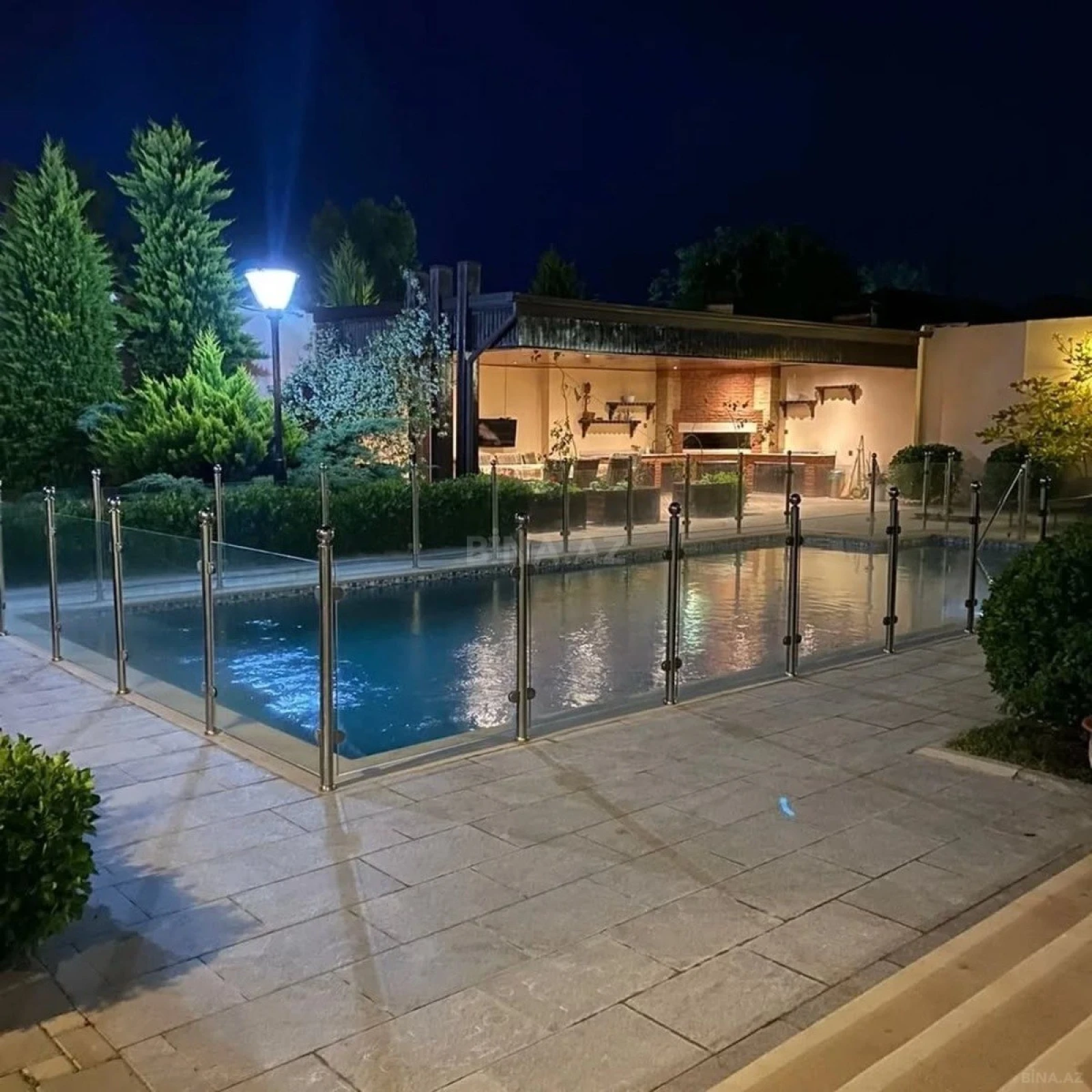 Kirayə verilir 5 otaqlı həyət evi 260 m²