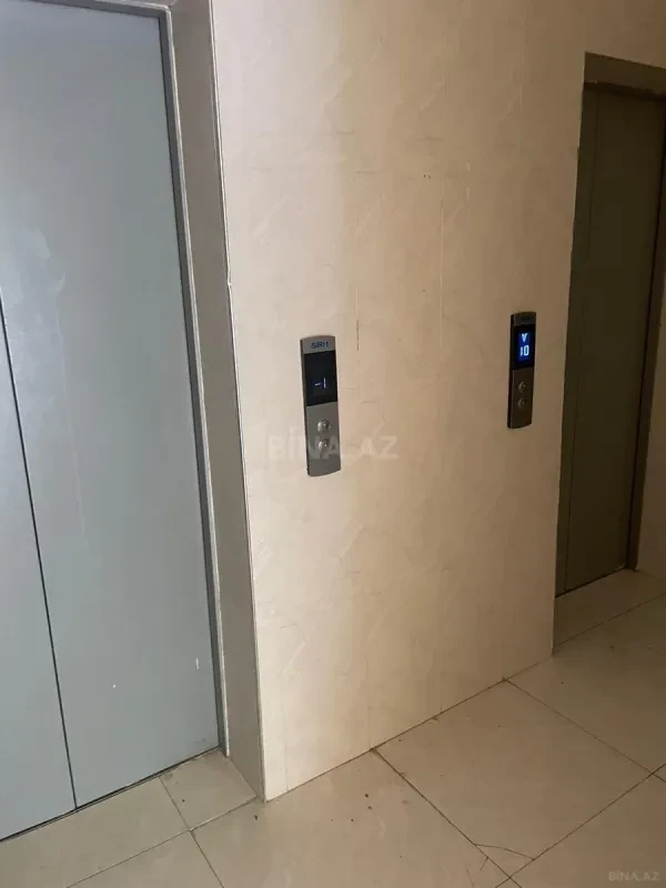 Satılır 3 otaqlı mənzil 125 m²