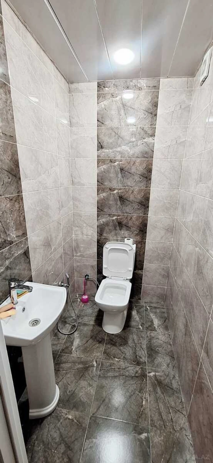 Satılır 3 otaqlı mənzil 125 m²