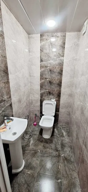 Satılır 3 otaqlı mənzil 125 m²