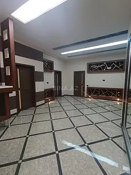 Satılır 4 otaqlı mənzil 170 m²