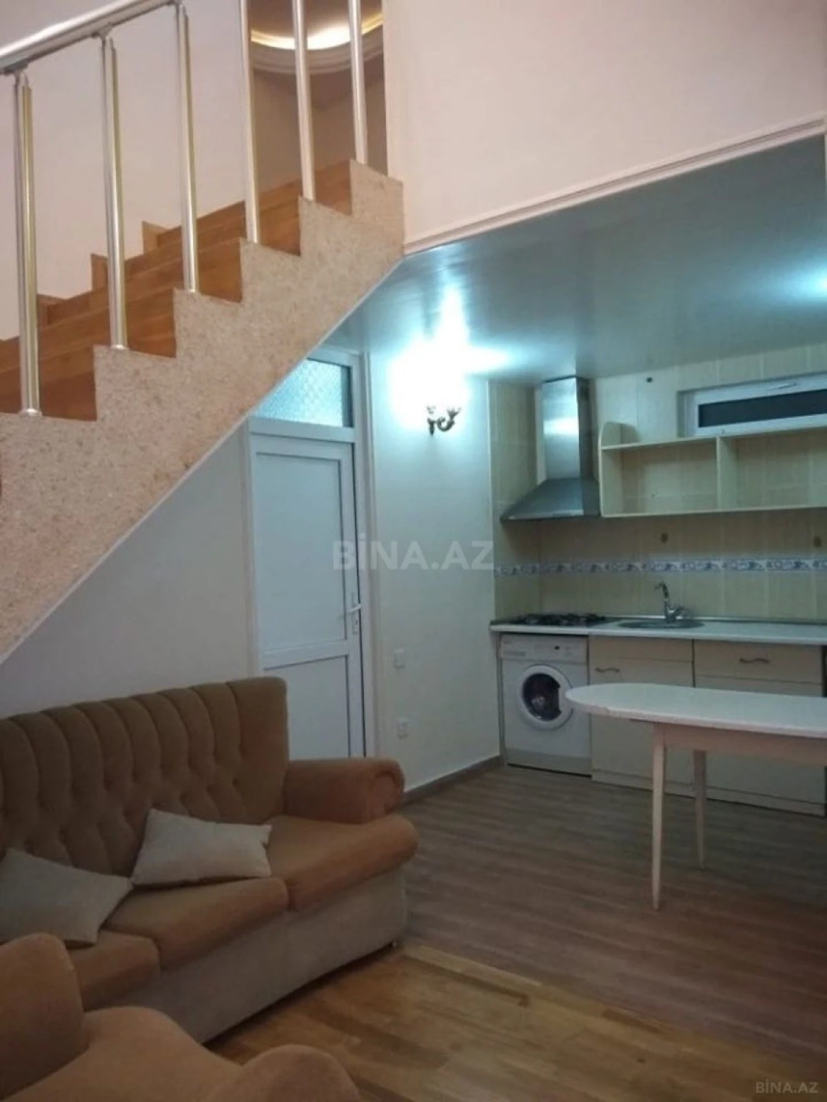 Satılır 2 otaqlı mənzil 65 m²