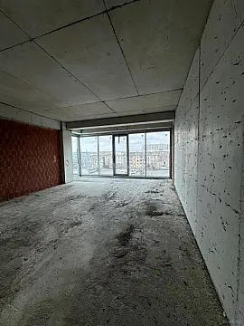 Satılır 3 otaqlı mənzil 130 m²