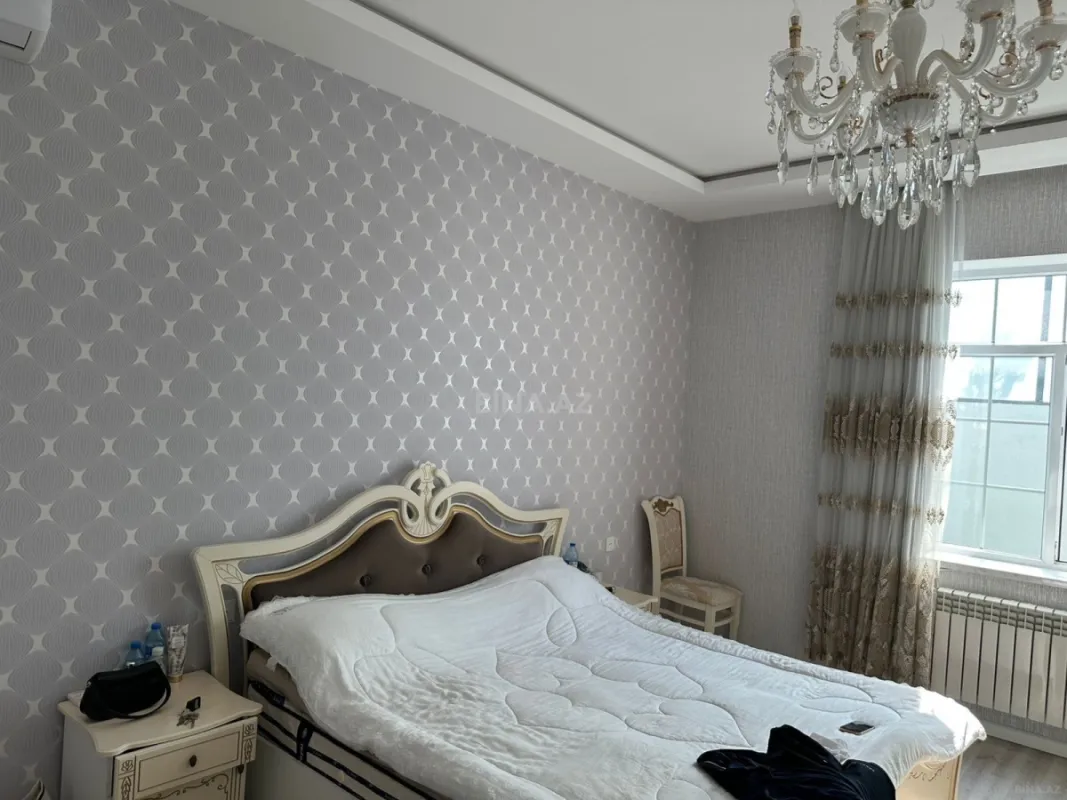 Satılır 4 otaqlı həyət evi 230 m²