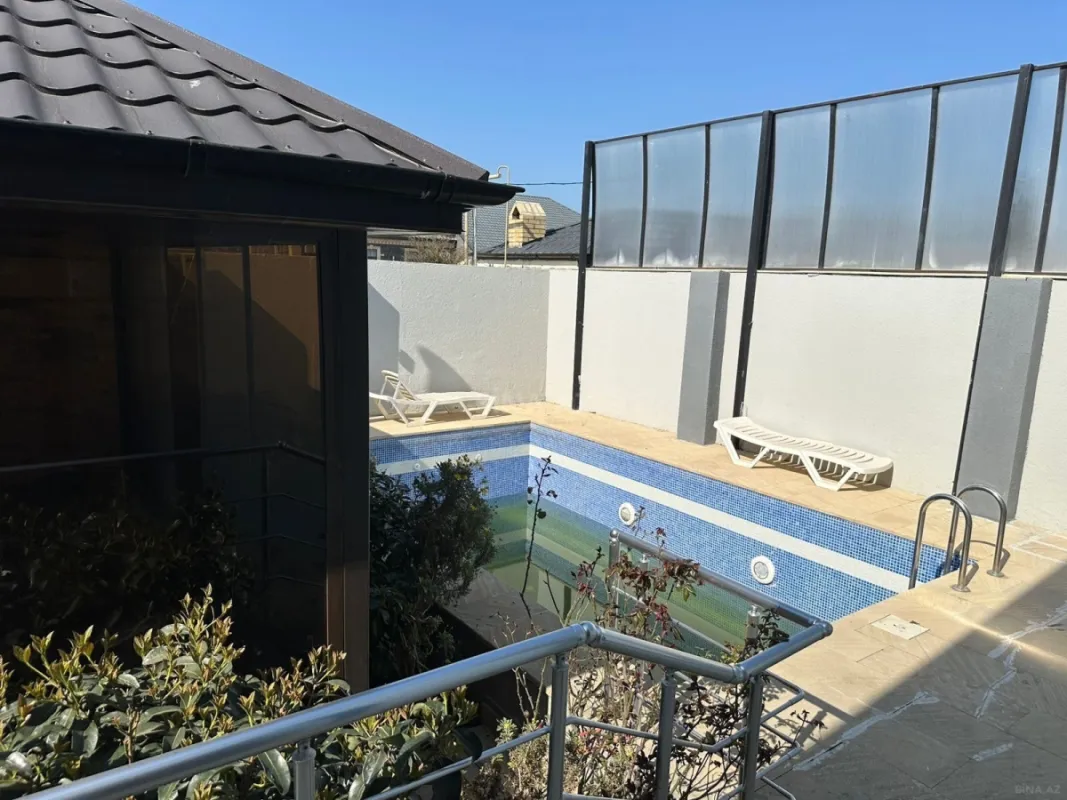 Satılır 4 otaqlı həyət evi 230 m²