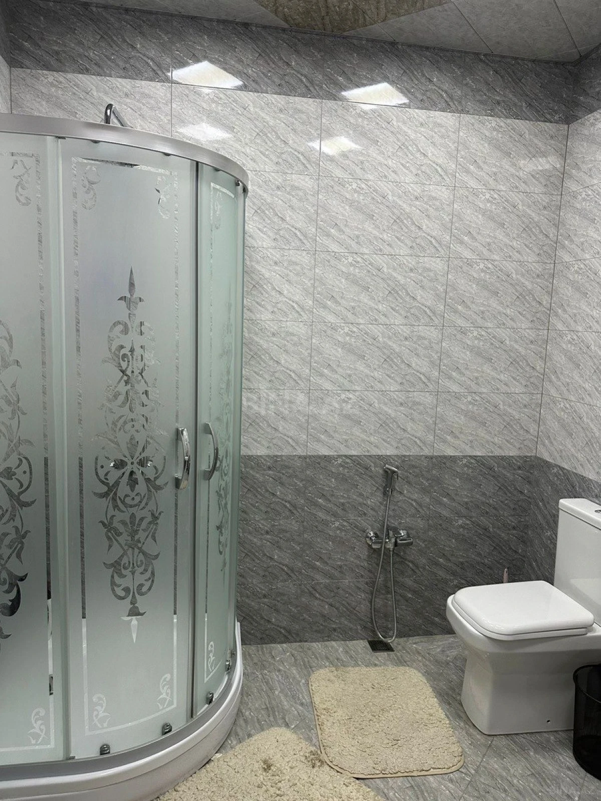 Satılır 4 otaqlı həyət evi 230 m²