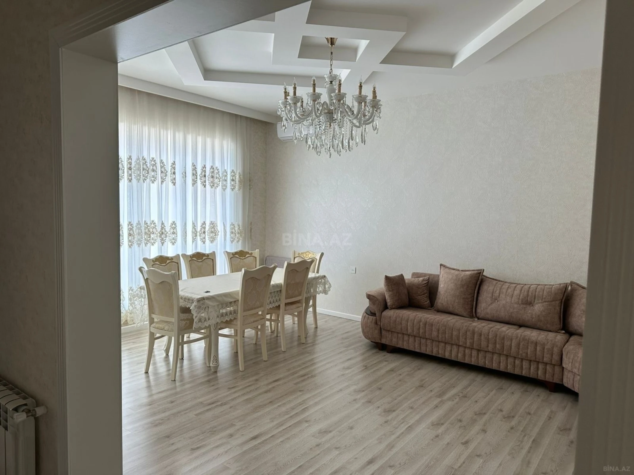 Satılır 4 otaqlı həyət evi 230 m²