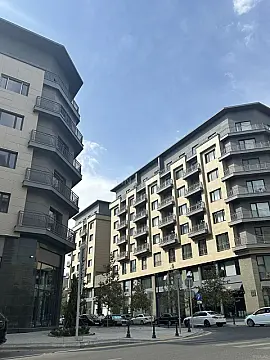 Satılır obyekt 104 m²