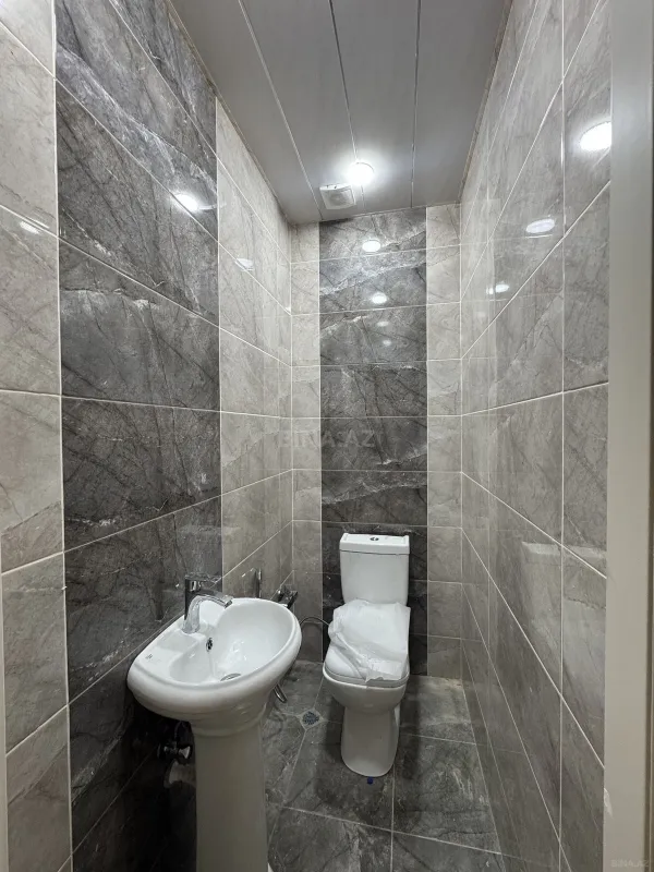 Satılır 2 otaqlı mənzil 80 m²
