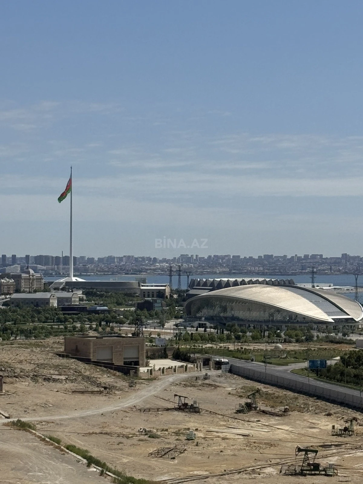 Satılır 2 otaqlı mənzil 80 m²