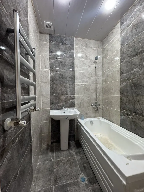 Satılır 2 otaqlı mənzil 80 m²