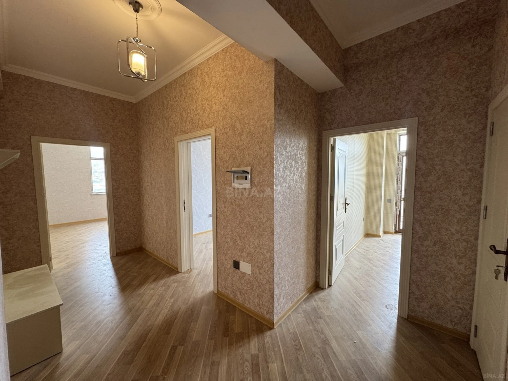 Satılır 2 otaqlı mənzil 80 m²