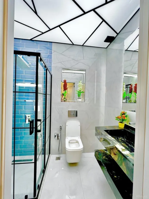 Satılır 4 otaqlı mənzil 186 m²