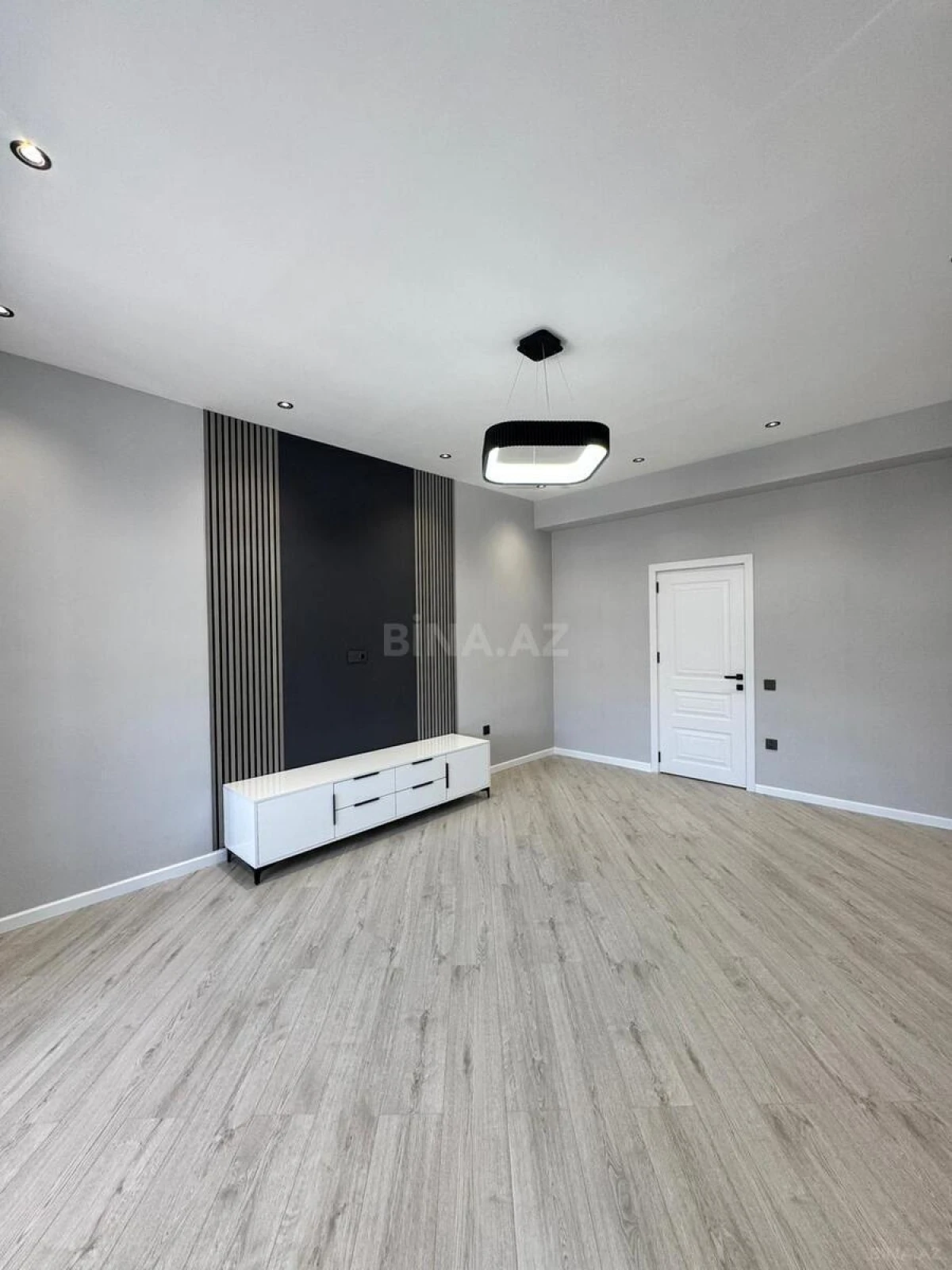 Satılır 2 otaqlı mənzil 58 m²