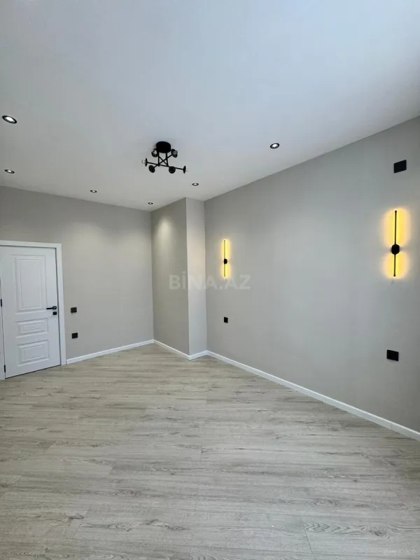 Satılır 2 otaqlı mənzil 58 m²