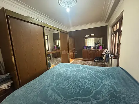 Satılır 4 otaqlı mənzil 90 m²
