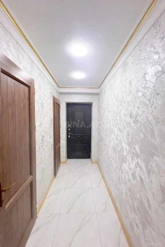 Satılır 2 otaqlı mənzil 67 m²